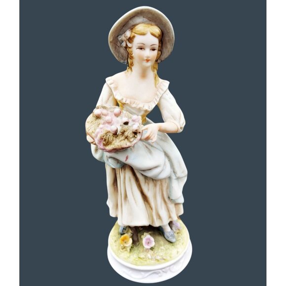 Vintage Colonial Lady Flowers Japan Lefton Figurine Jeanne KW3047 1950s 7.5 Inch - Picture 1 of 16